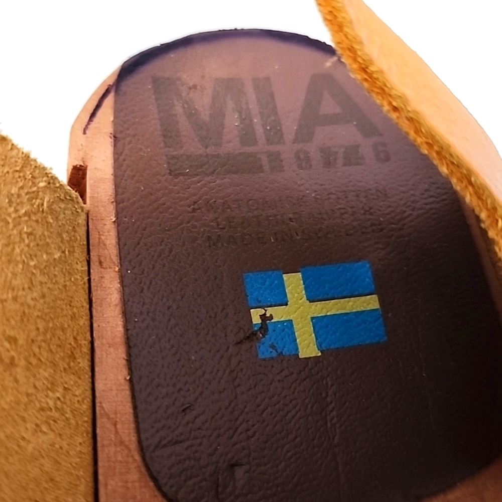 MIA Yellow Leather Mules - Picture 8 of 9